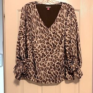 Vince Camuto Brown Leopard Print V-Neck Blouse